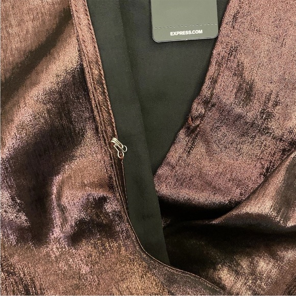 Express Women's Metallic V-Neck Balloon Sleeve Faux Wrap Top Size XS - NWT $68 - Picture 5 of 16